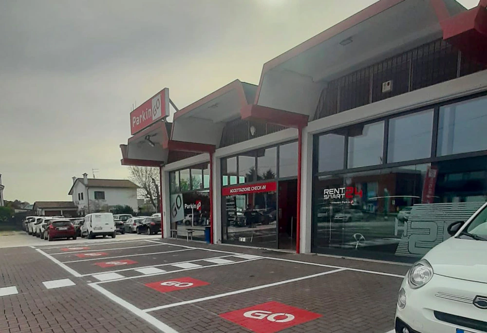 Parcheggio aeroporto treviso parkingo_003 