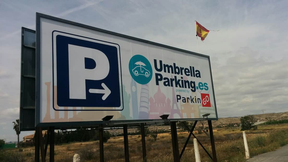 Parking Caravanas Alicante, Umbrella